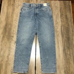 J Crew Slouchy Boyfriend Distressed Light wash Jean sz 38